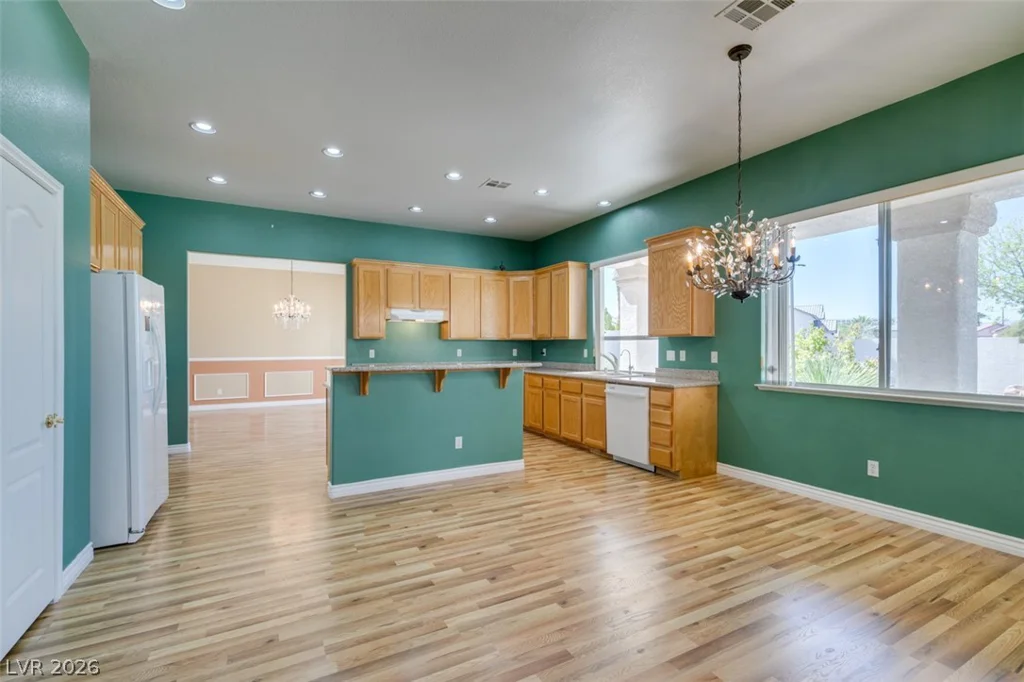 10019 La Cienega, Las Vegas, NV 89183