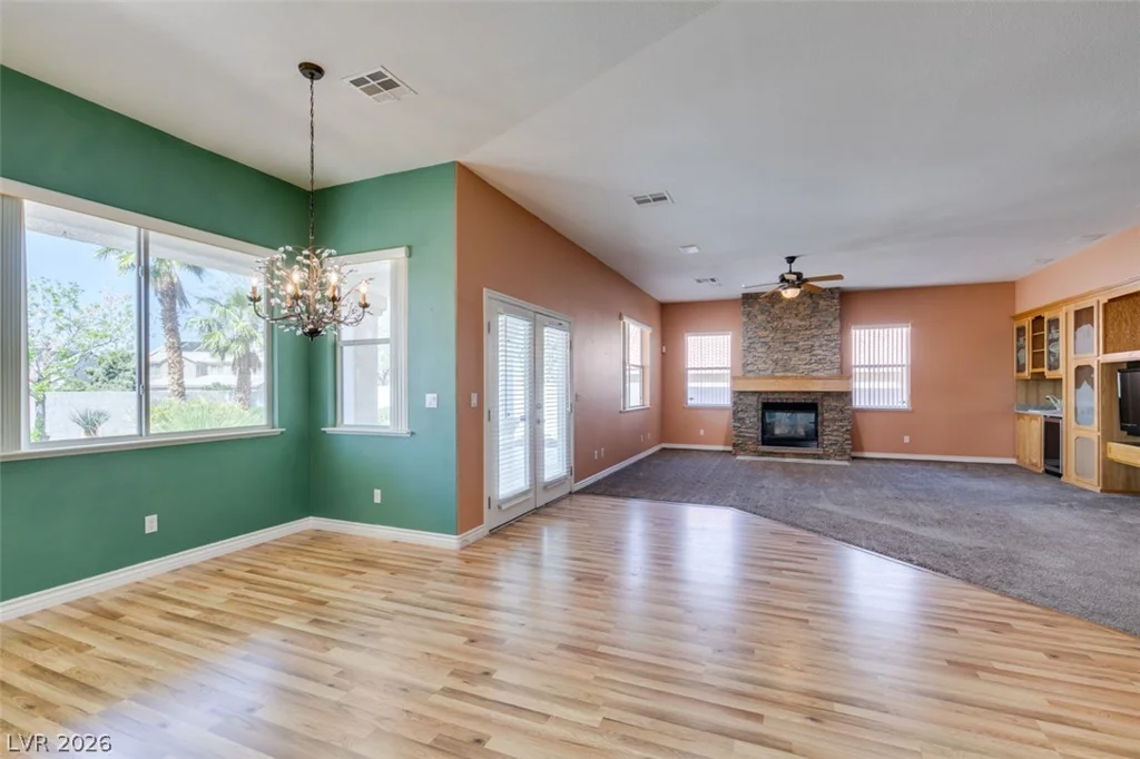 10019 La Cienega, Las Vegas, NV 89183