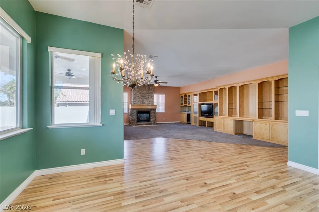 10019 La Cienega, Las Vegas, NV 89183