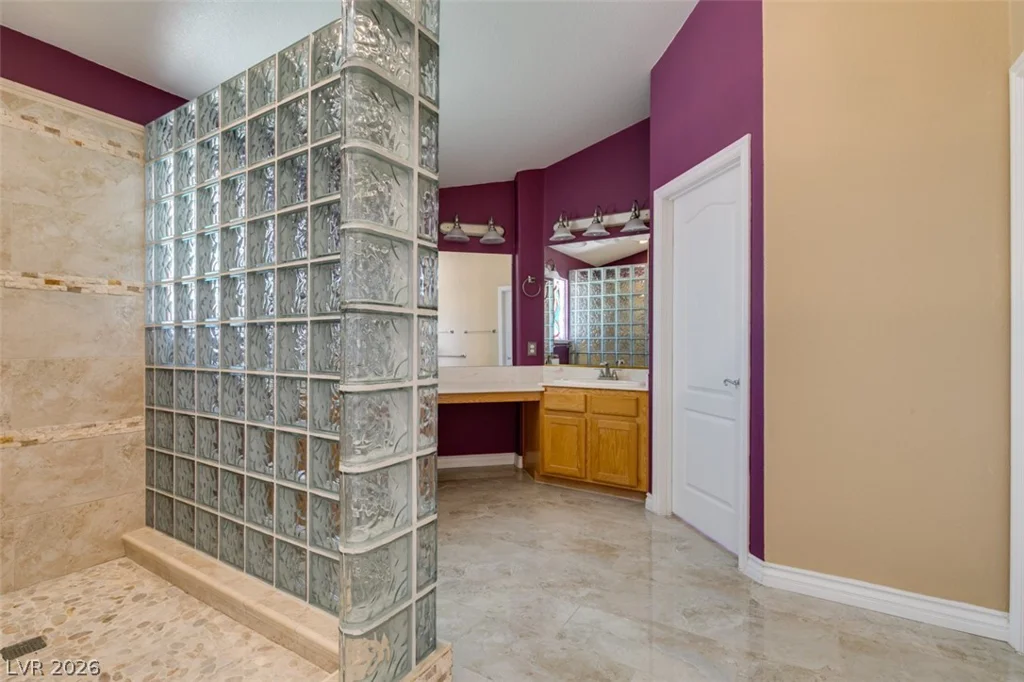 10019 La Cienega, Las Vegas, NV 89183