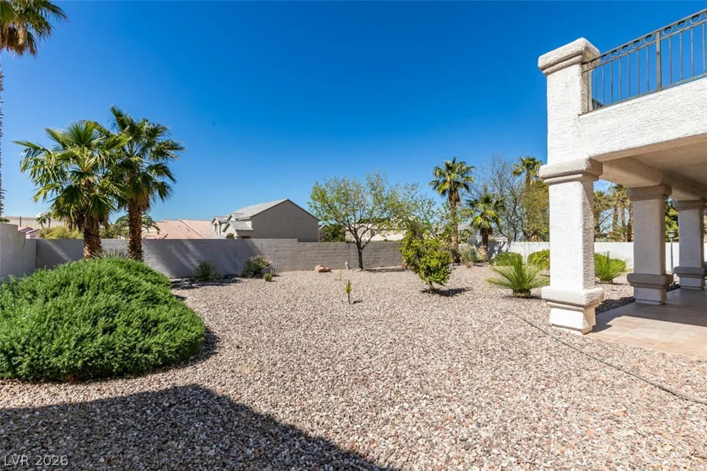 10019 La Cienega, Las Vegas, NV 89183