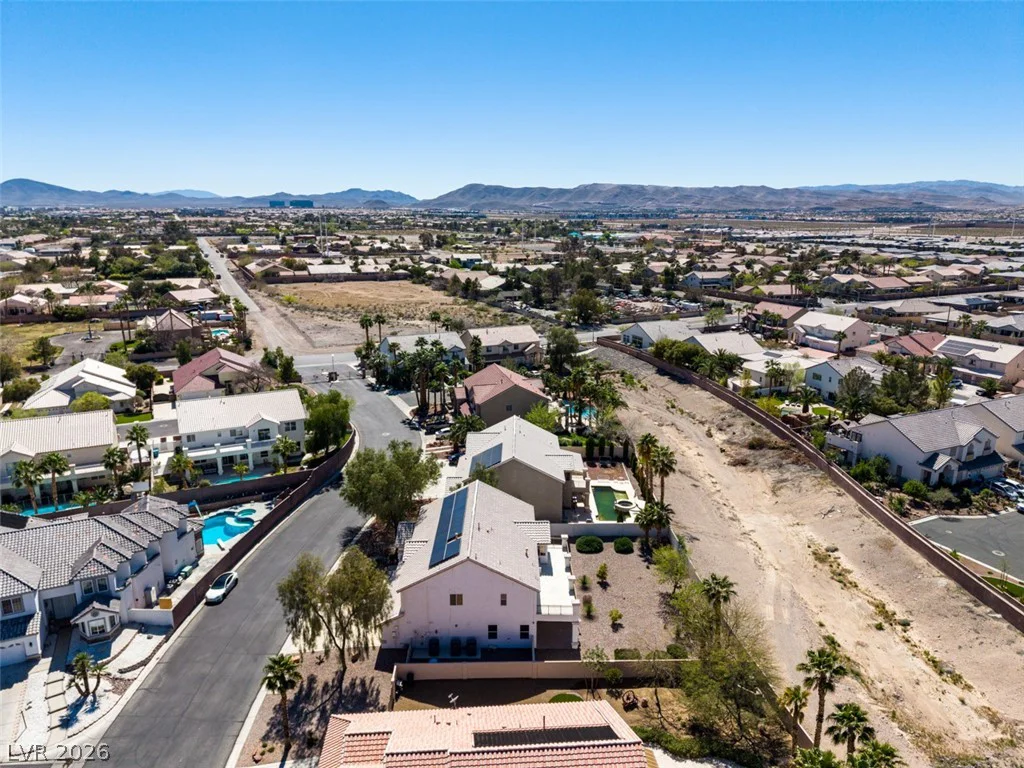 10019 La Cienega, Las Vegas, NV 89183