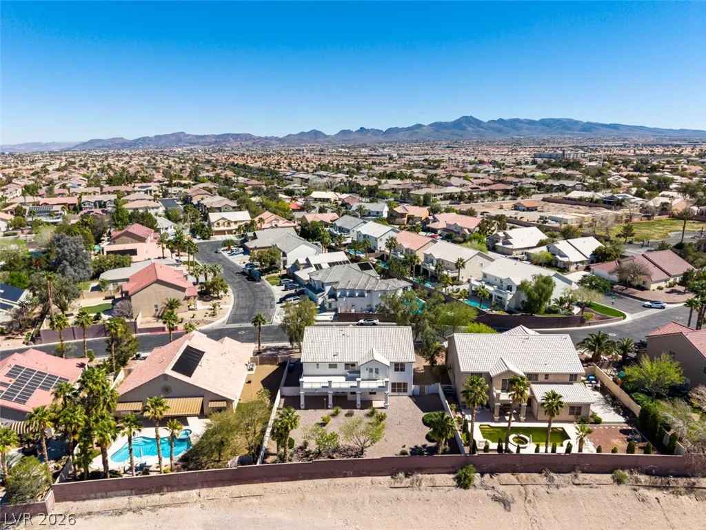 10019 La Cienega, Las Vegas, NV 89183
