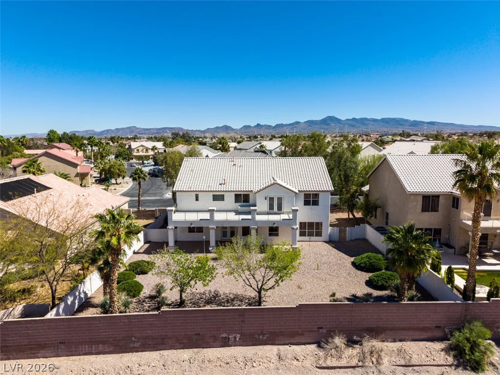 10019 La Cienega, Las Vegas, NV 89183