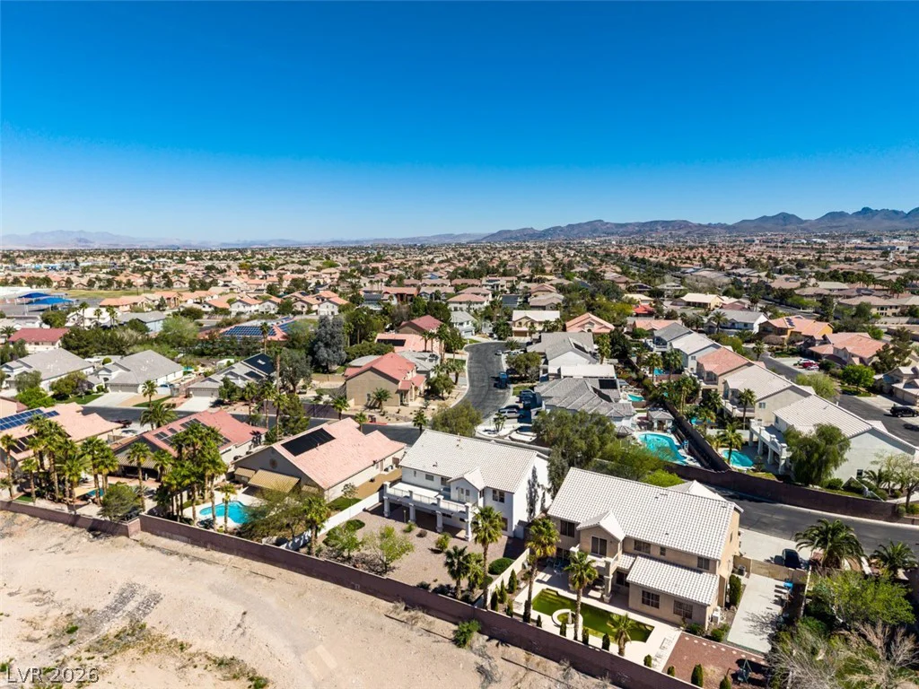 10019 La Cienega, Las Vegas, NV 89183