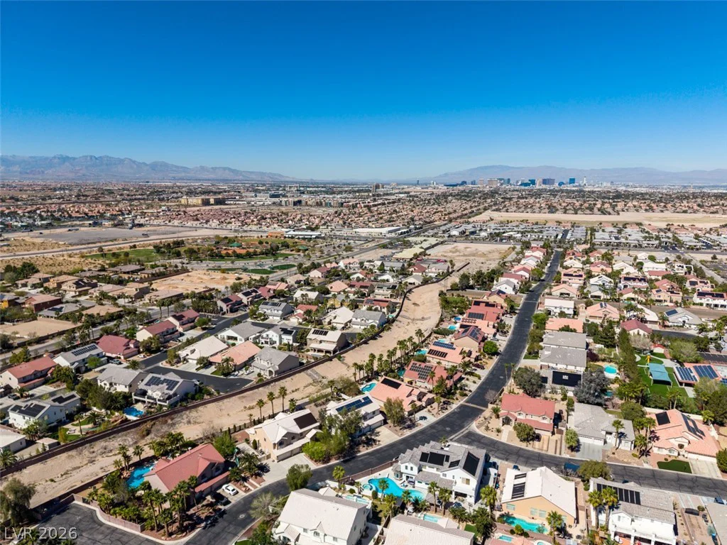10019 La Cienega, Las Vegas, NV 89183
