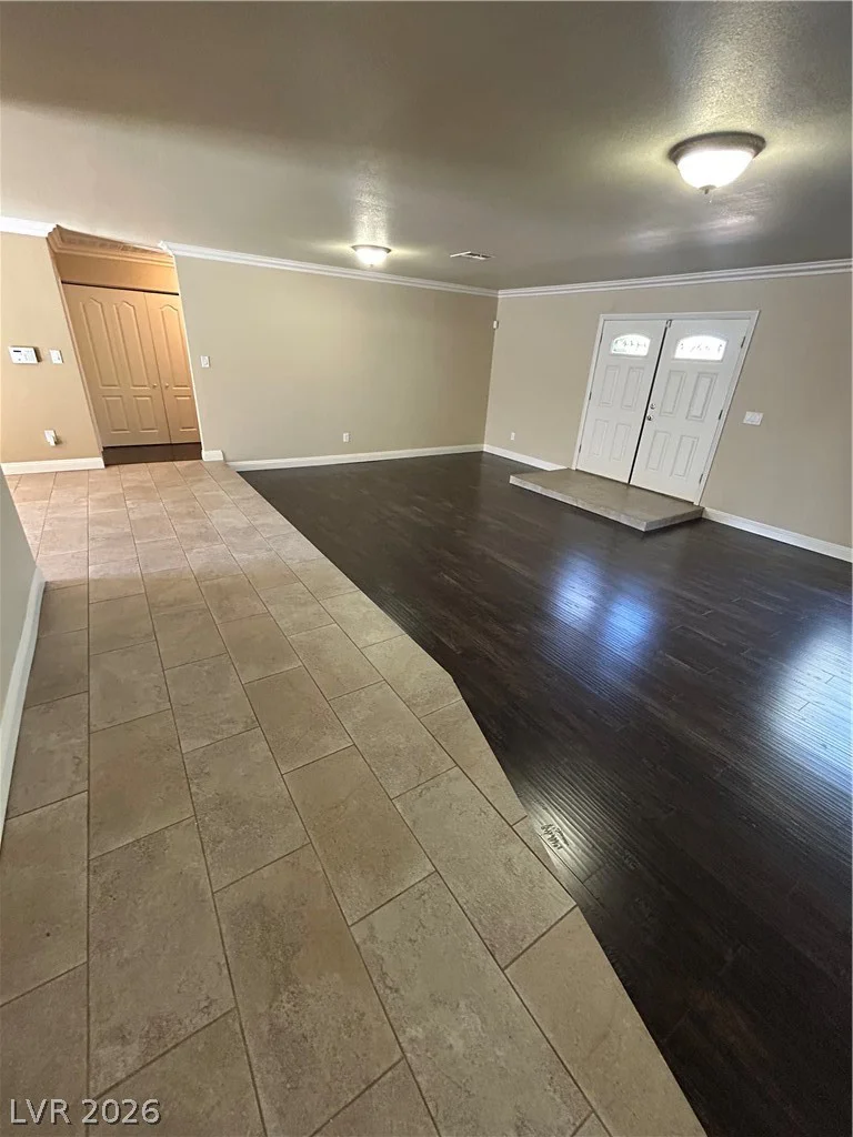 3875 Hoopa, Las Vegas, NV 89169