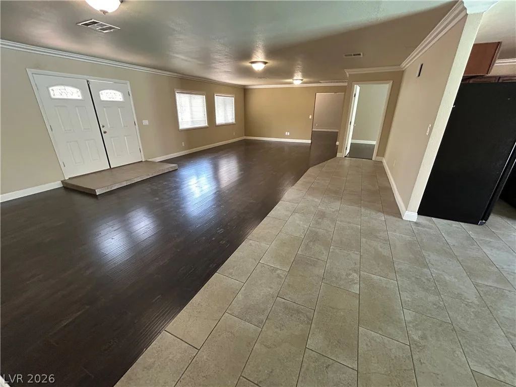 3875 Hoopa, Las Vegas, NV 89169