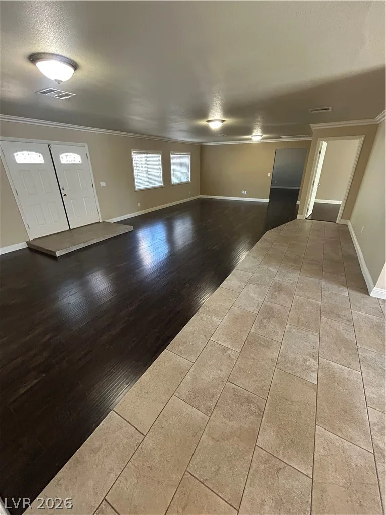3875 Hoopa, Las Vegas, NV 89169