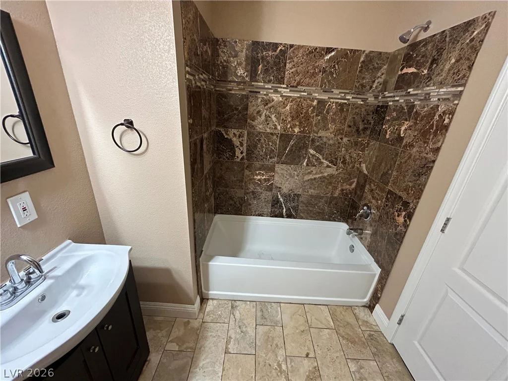 3875 Hoopa, Las Vegas, NV 89169