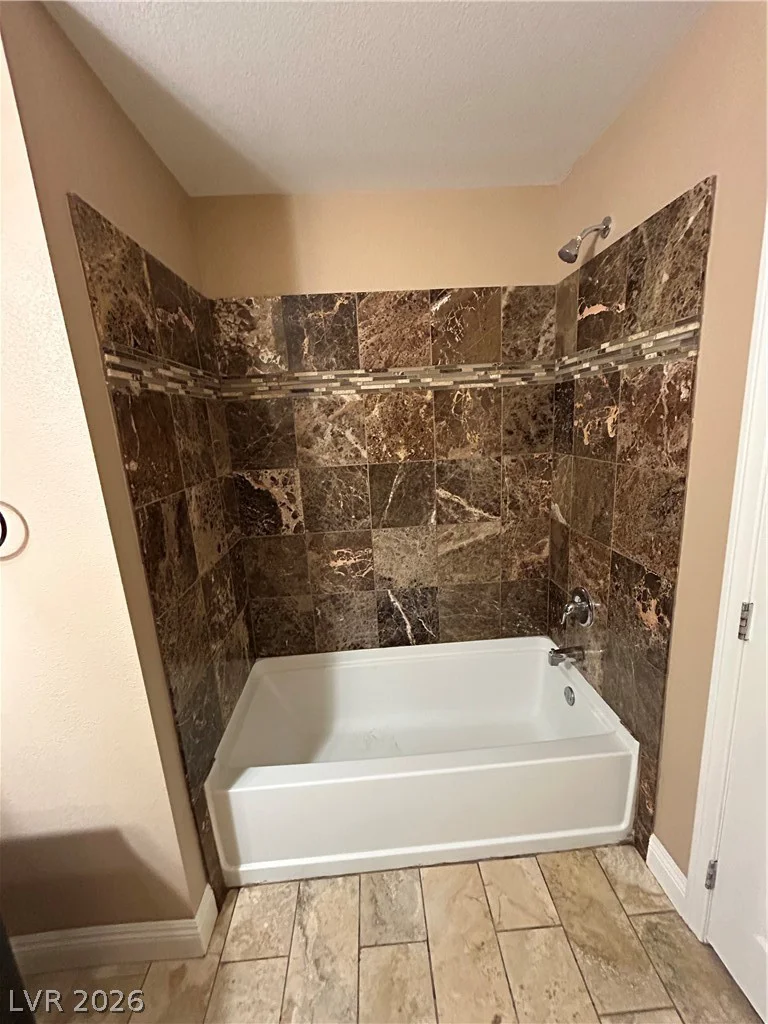 3875 Hoopa, Las Vegas, NV 89169