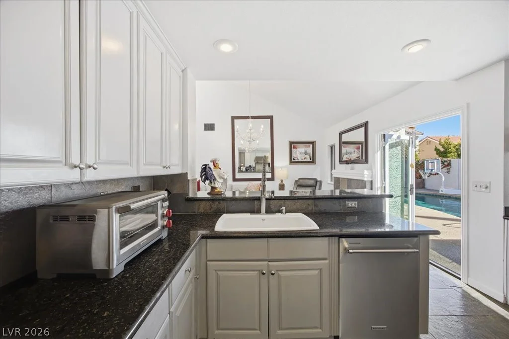 2924 Bridge Creek, Las Vegas, NV 89117