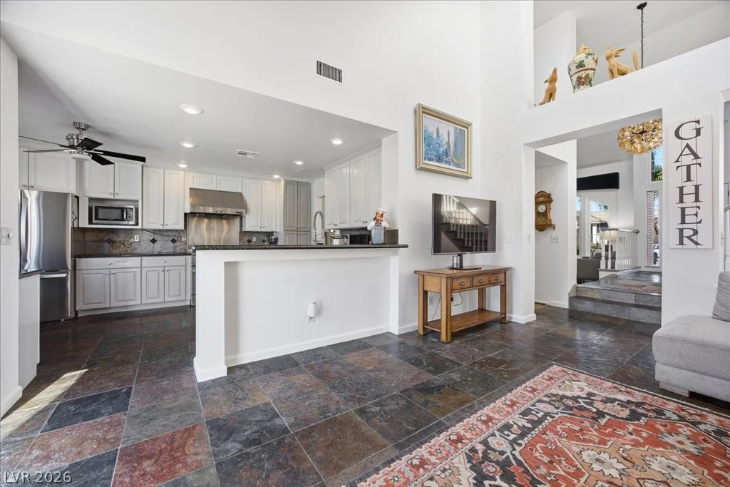 2924 Bridge Creek, Las Vegas, NV 89117