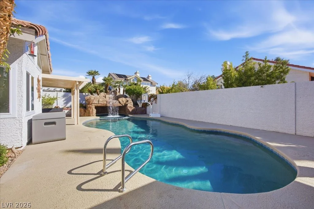 2924 Bridge Creek, Las Vegas, NV 89117