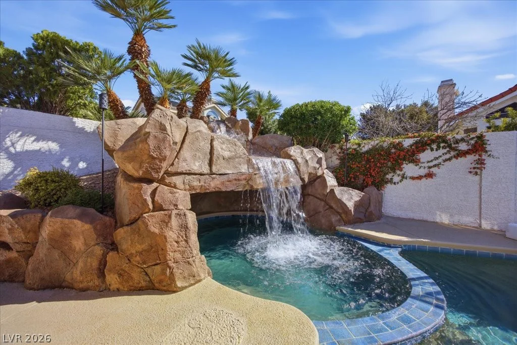 2924 Bridge Creek, Las Vegas, NV 89117