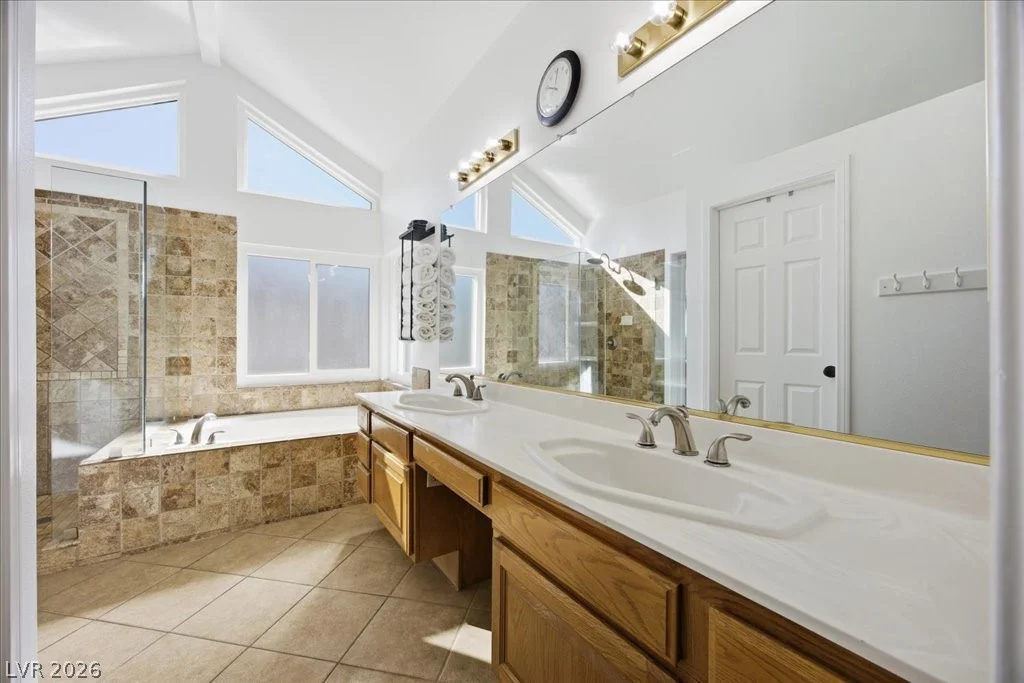 2924 Bridge Creek, Las Vegas, NV 89117