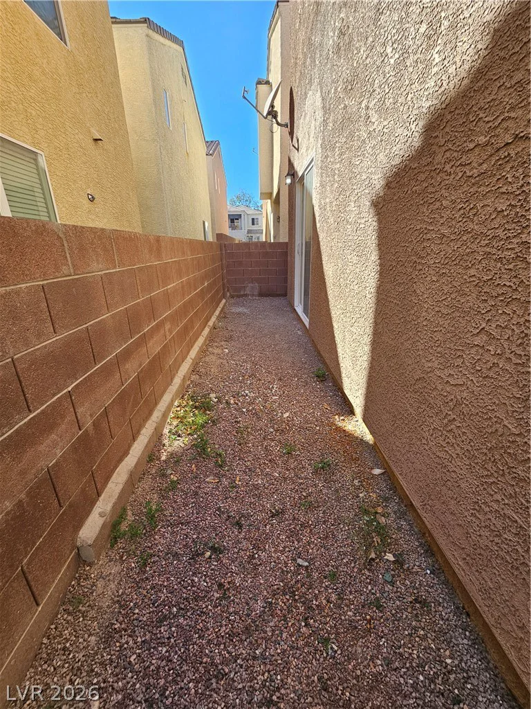 6679 Higger Tor, Las Vegas, NV 89139