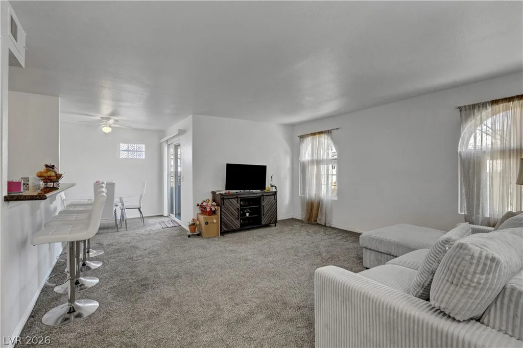 3145 Flamingo, Las Vegas, NV 89121