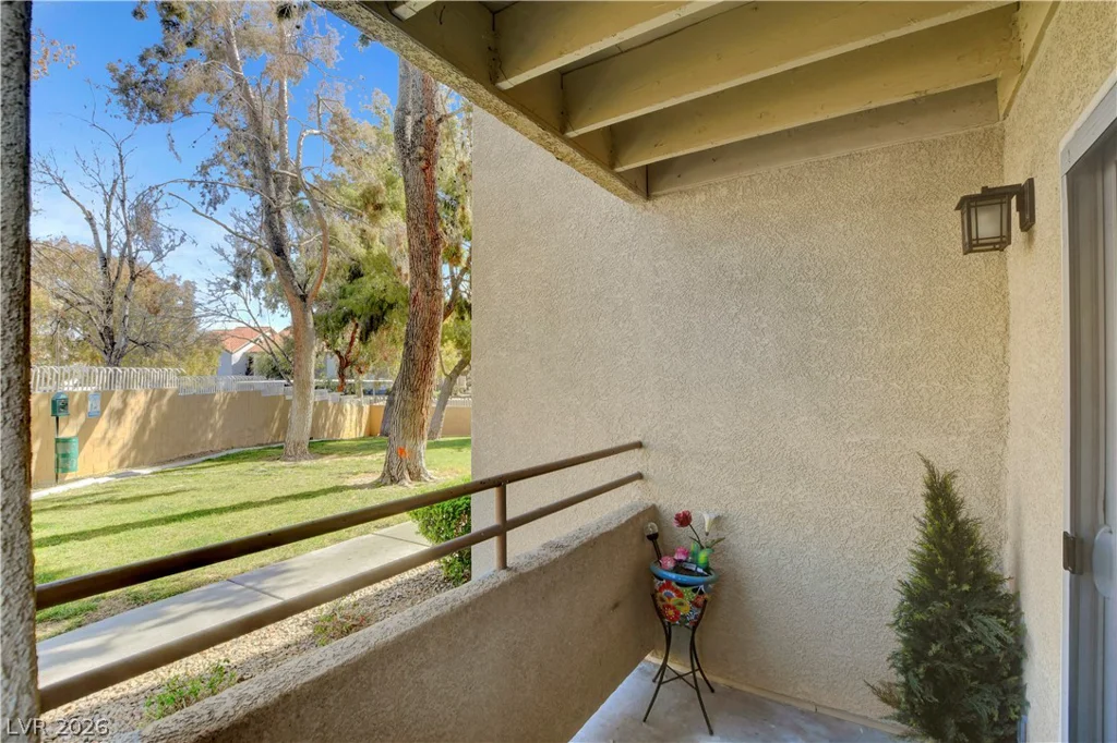 3145 Flamingo, Las Vegas, NV 89121