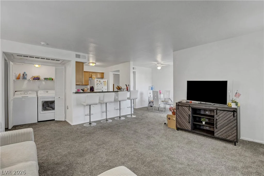 3145 Flamingo, Las Vegas, NV 89121