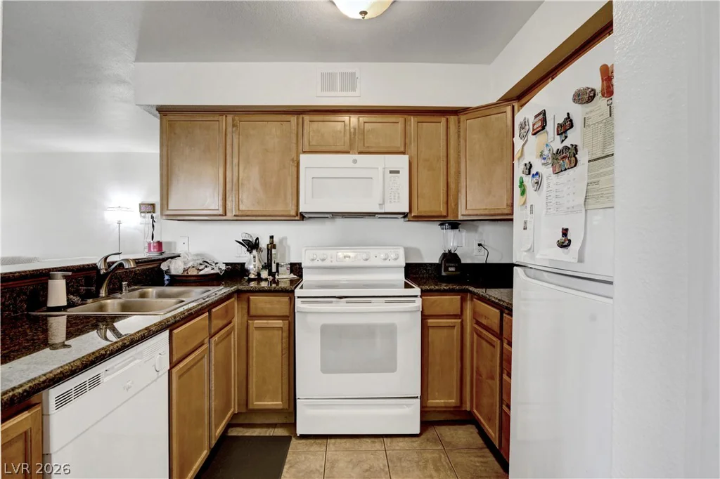 3145 Flamingo, Las Vegas, NV 89121