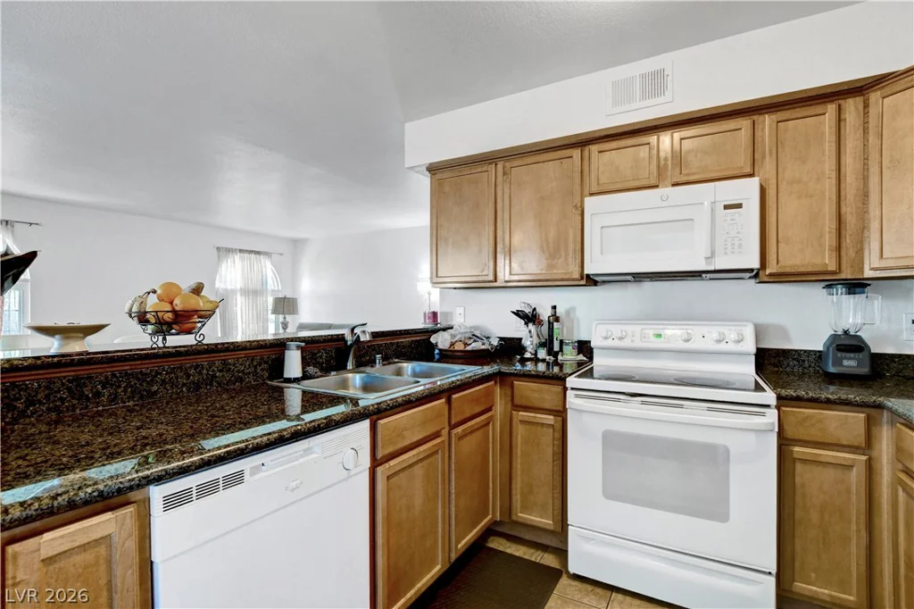 3145 Flamingo, Las Vegas, NV 89121
