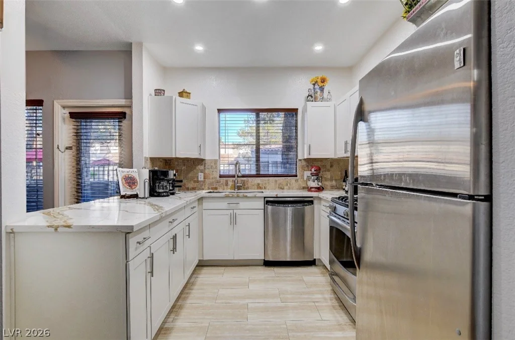 5250 Rainbow, Las Vegas, NV 89118