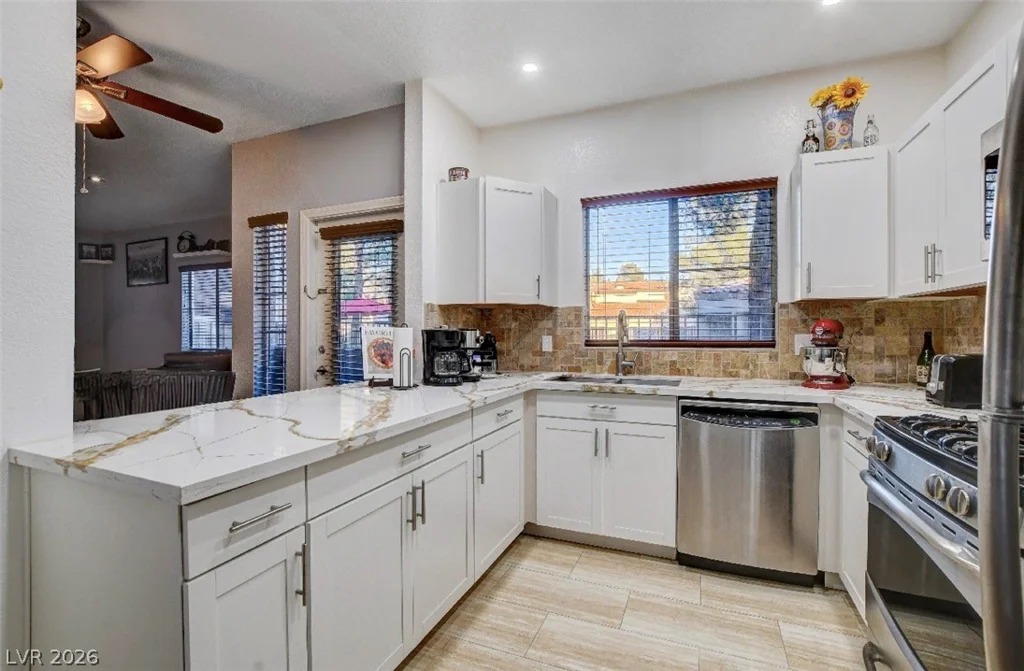 5250 Rainbow, Las Vegas, NV 89118