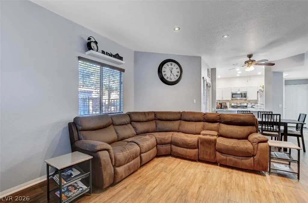 5250 Rainbow, Las Vegas, NV 89118