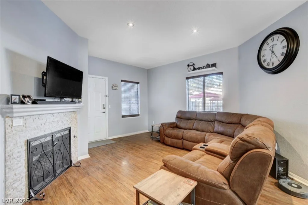 5250 Rainbow, Las Vegas, NV 89118