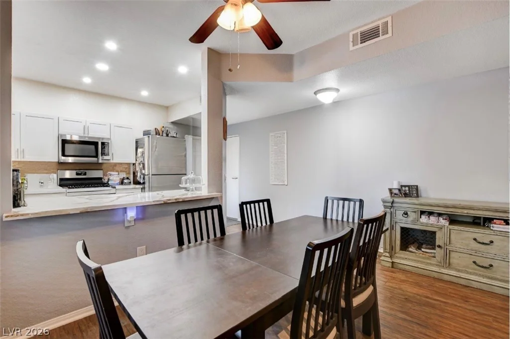 5250 Rainbow, Las Vegas, NV 89118