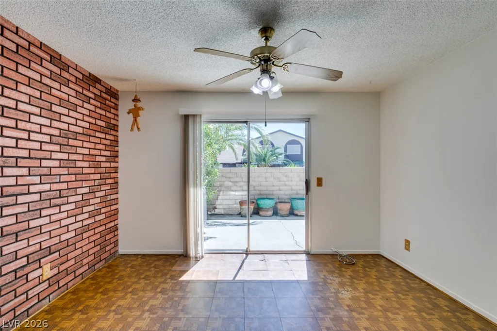 3174 Batavia, Las Vegas, NV 89102