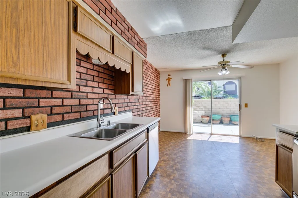 3174 Batavia, Las Vegas, NV 89102