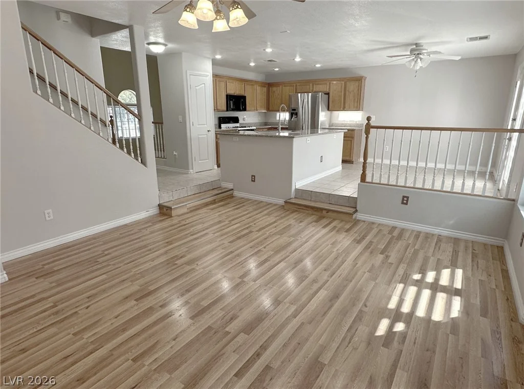 7837 Hidden Village, Las Vegas, NV 89131