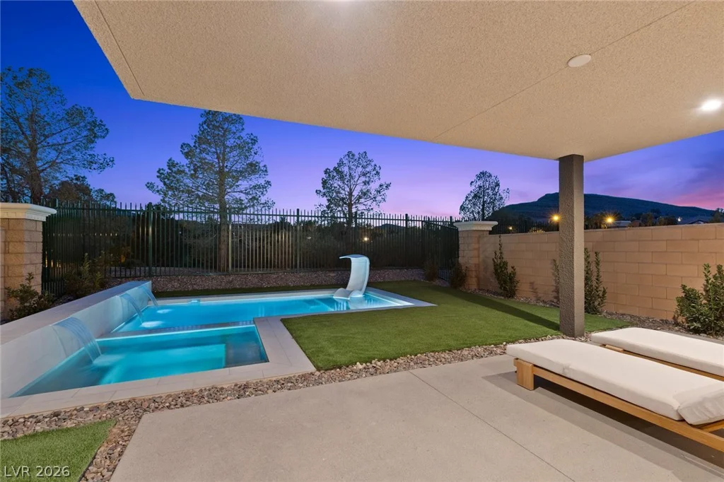 4053 Heron Fairway, Las Vegas, NV 89141