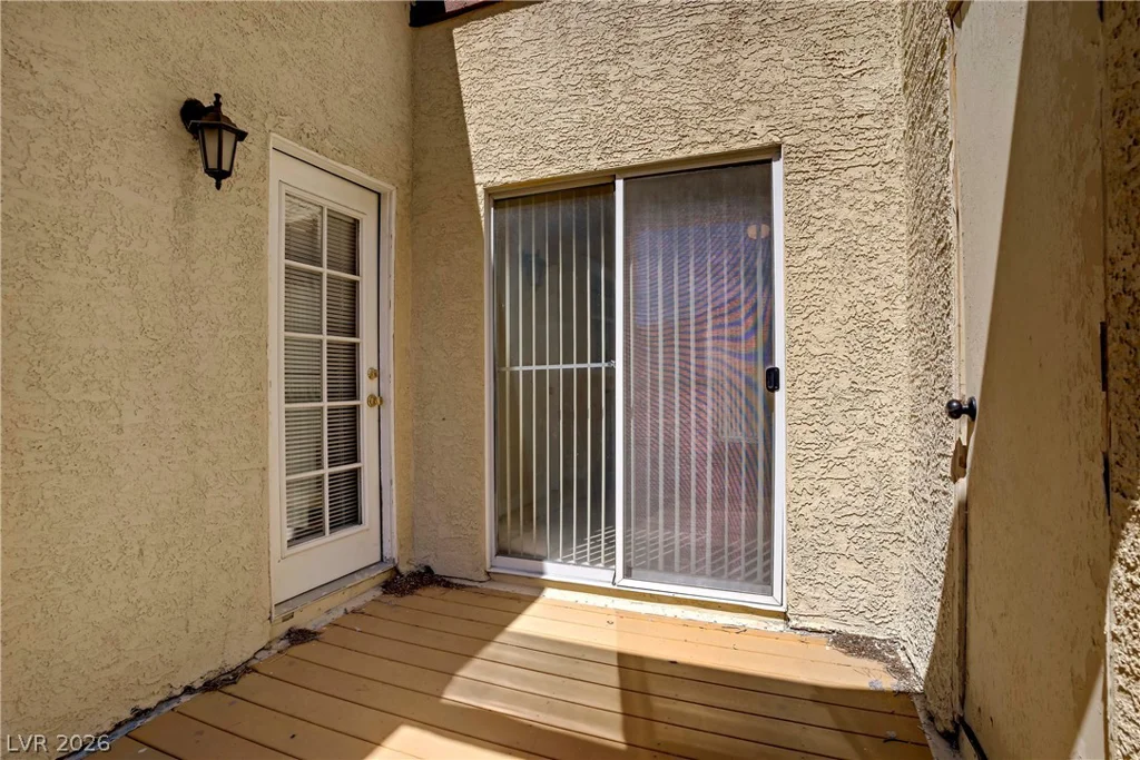 2801 Rainbow, Las Vegas, NV 89108
