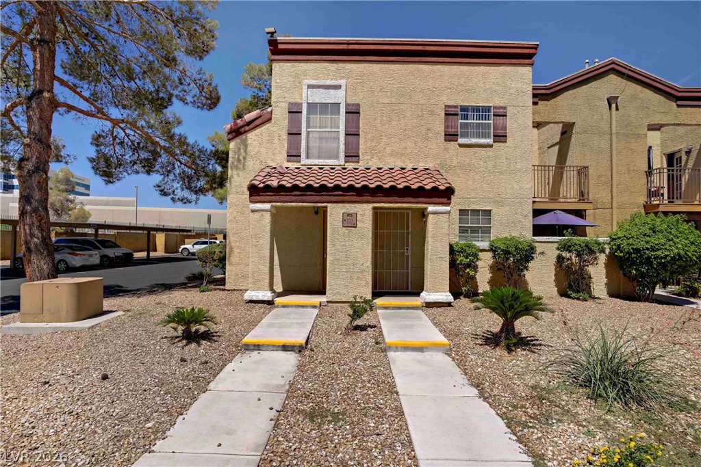 2801 Rainbow, Las Vegas, NV 89108