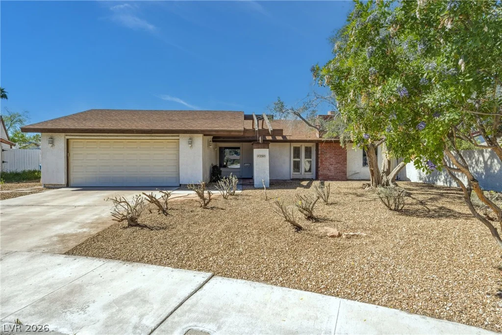 2305 Latigo, Las Vegas, NV 89119