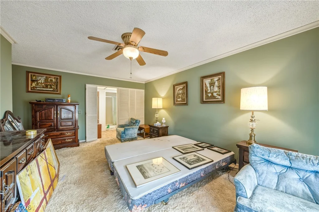 2305 Latigo, Las Vegas, NV 89119