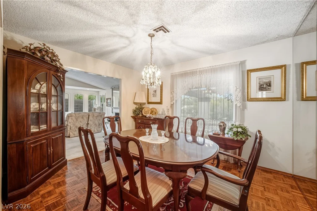 2305 Latigo, Las Vegas, NV 89119