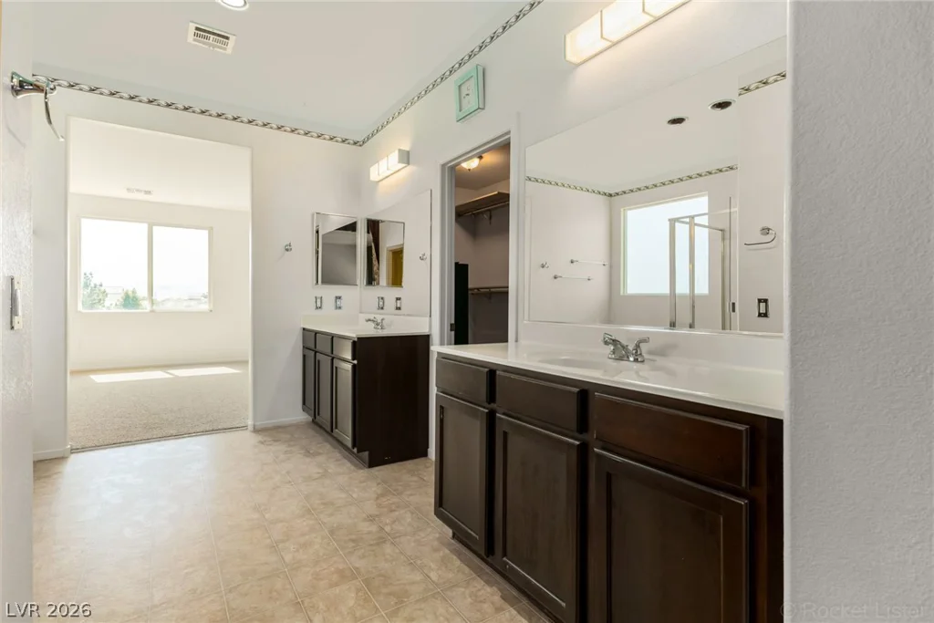 6751 Young Sky, Las Vegas, NV 89142