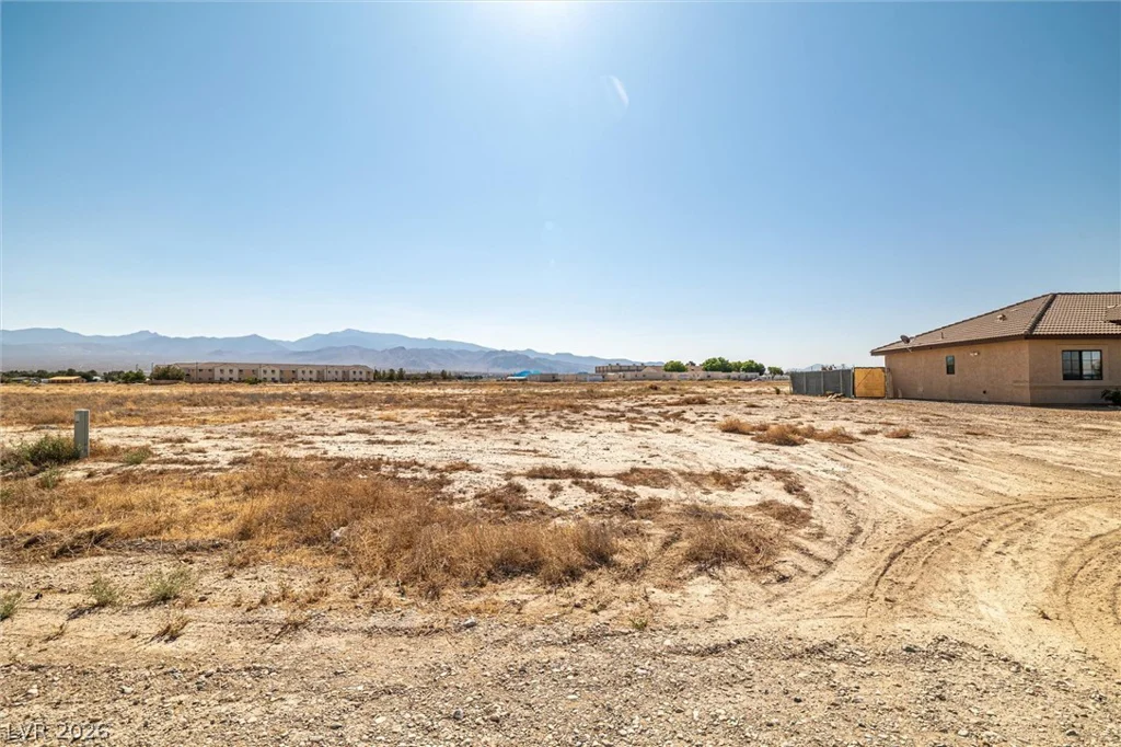 1611 Enchanted Mesa, Pahrump, NV 89048