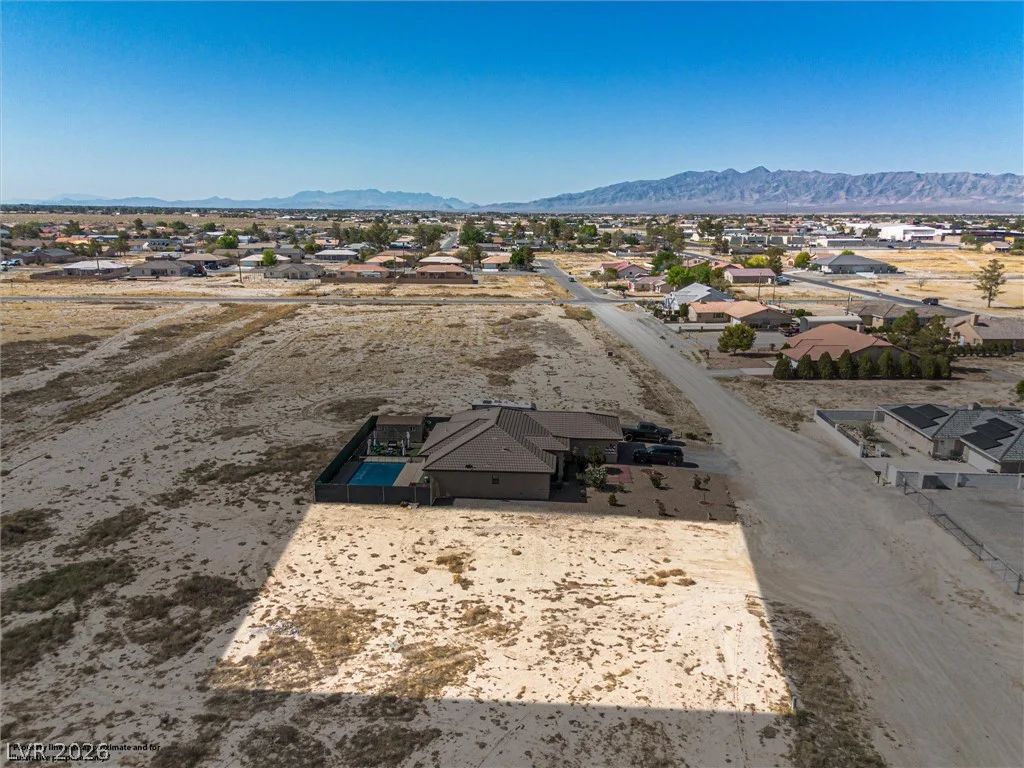 1611 Enchanted Mesa, Pahrump, NV 89048