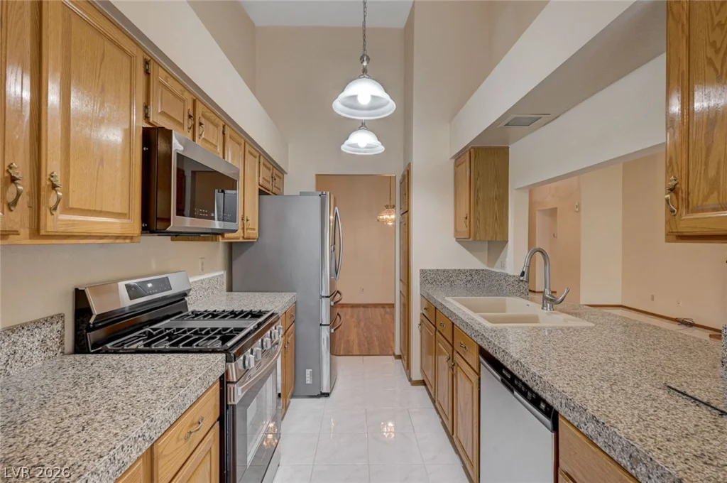 4921 Ocean Shores, Las Vegas, NV 89130