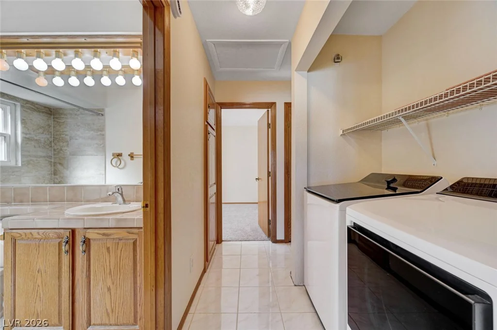 4921 Ocean Shores, Las Vegas, NV 89130