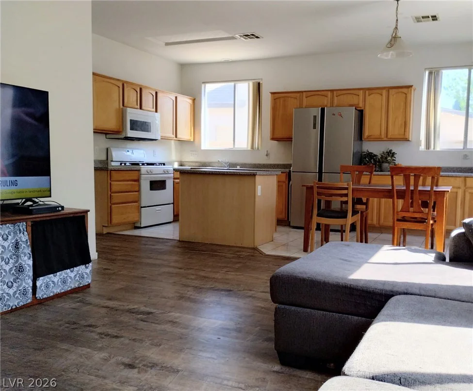 5221 Molveno, Las Vegas, NV 89130
