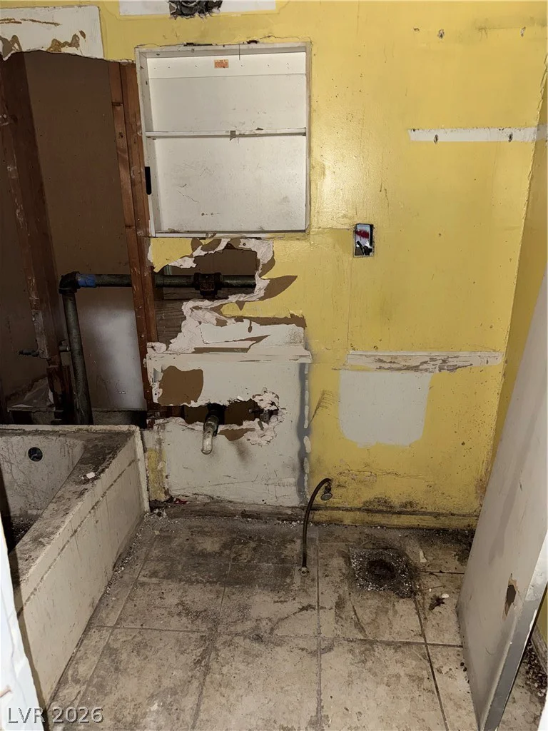 709 G, Las Vegas, NV 89106