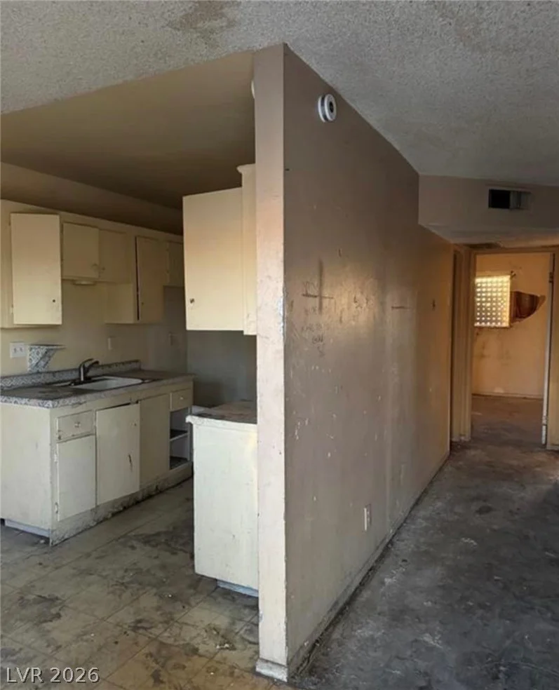 709 G, Las Vegas, NV 89106