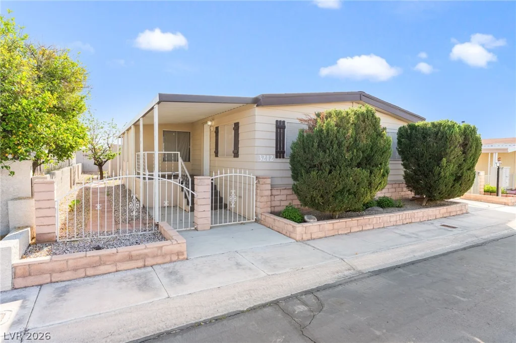 3212 Gavilan, Las Vegas, NV 89122