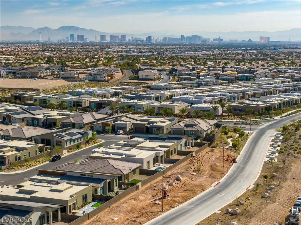 11033 Concord Valley, Las Vegas, NV 89135